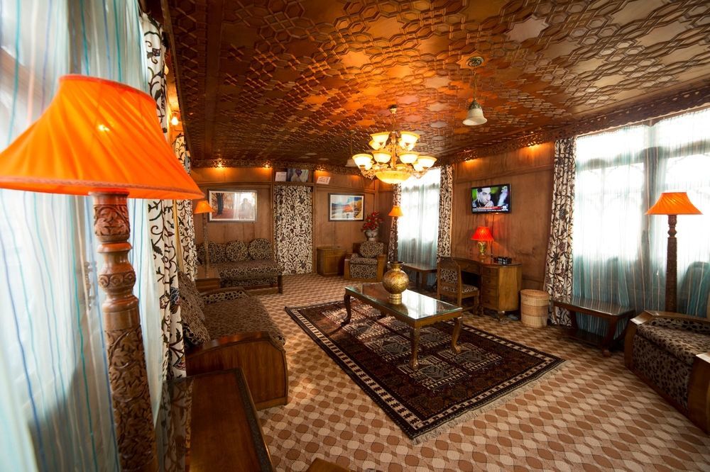 Aziz Palace Group Of Houseboats Srīnagar Buitenkant foto